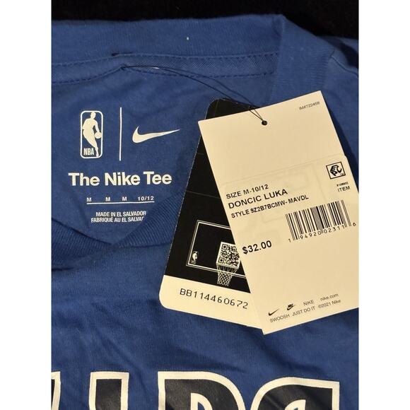 Nike Youth M (10-12) Dallas Mavericks Luka Doncic T-Shirt Blue New With Tags - Picture 3 of 3